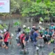 Kemendikdasmen Dorong Sekolah Peduli Lingkungan Melalui ASRI LPP RRI: Tanam Mangrove di Balikpapan