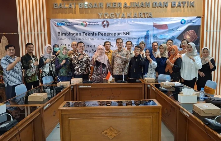 Kemenperin dan YBI Dorong Efisiensi Produksi Batik untuk Tingkatkan Daya Saing