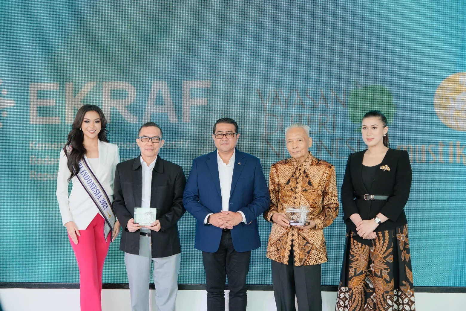 Kementerian Imipas Deportasi Puluhan Fotografer Asing Ilegal, Lindungi Ekonomi Kreatif Nasional
