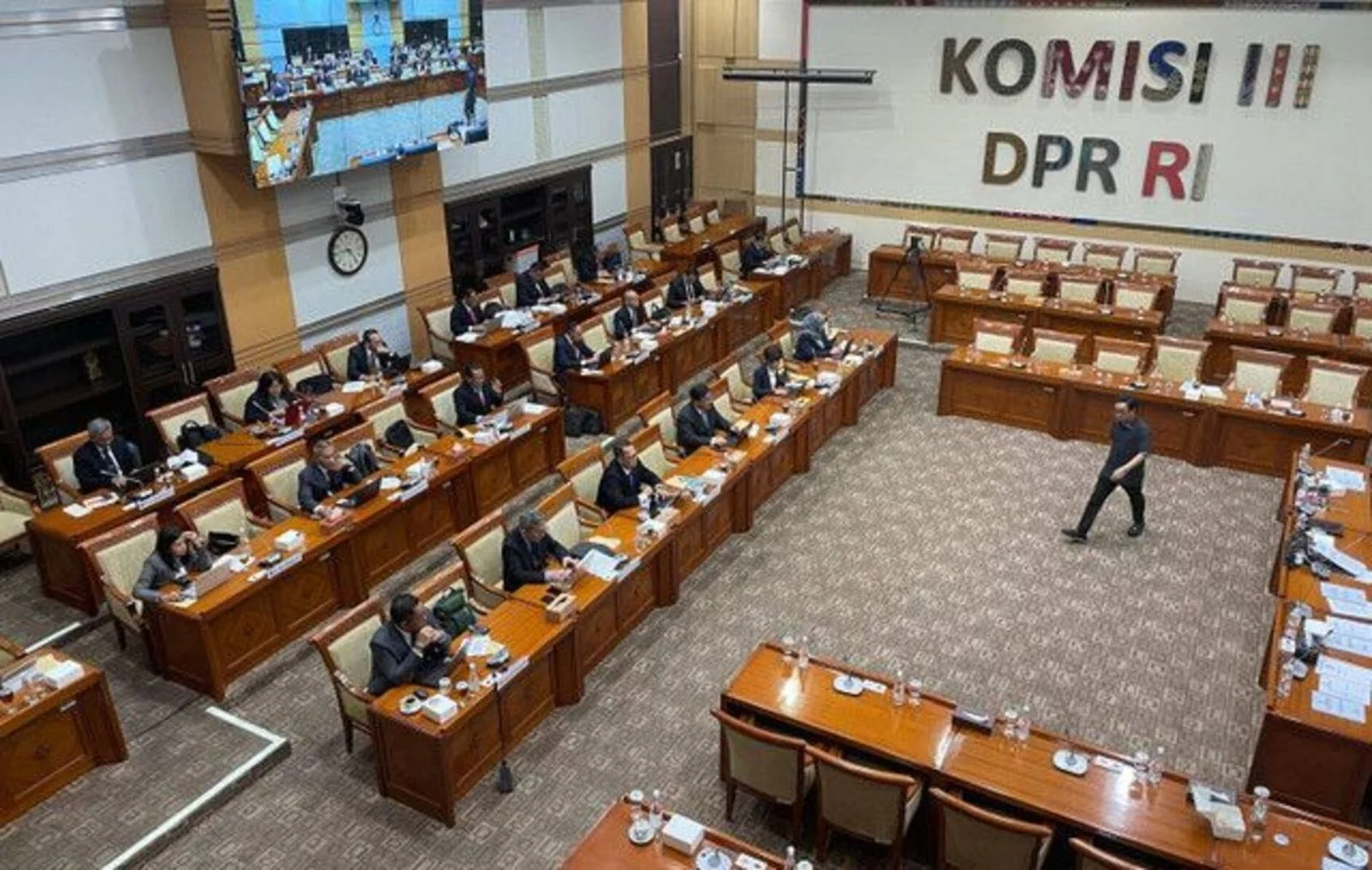 Ketua Komisi VII DPR Soroti Rincian Anggaran LPP RRI Semester I 2026