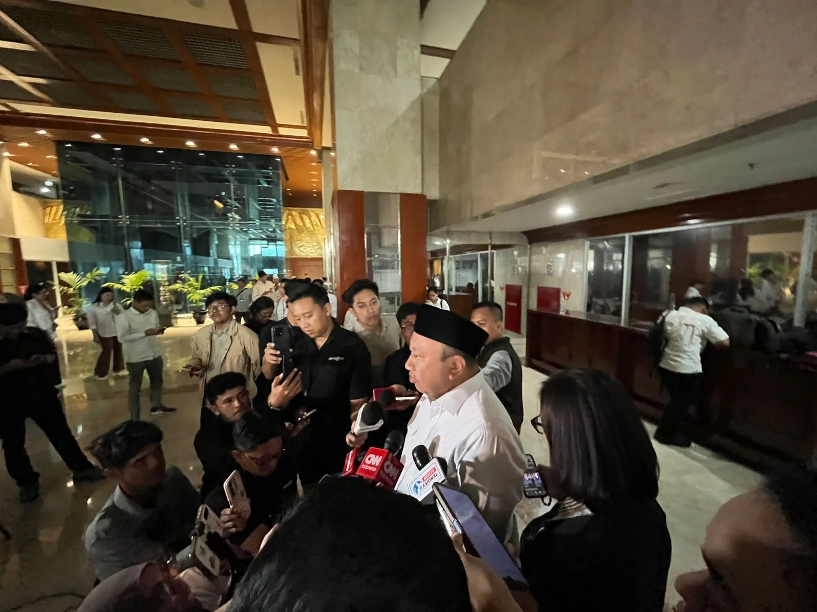 Komisi X DPR Soroti Keluhan Pelaksanaan SPMB 2026, Panggil Kemendikdasmen