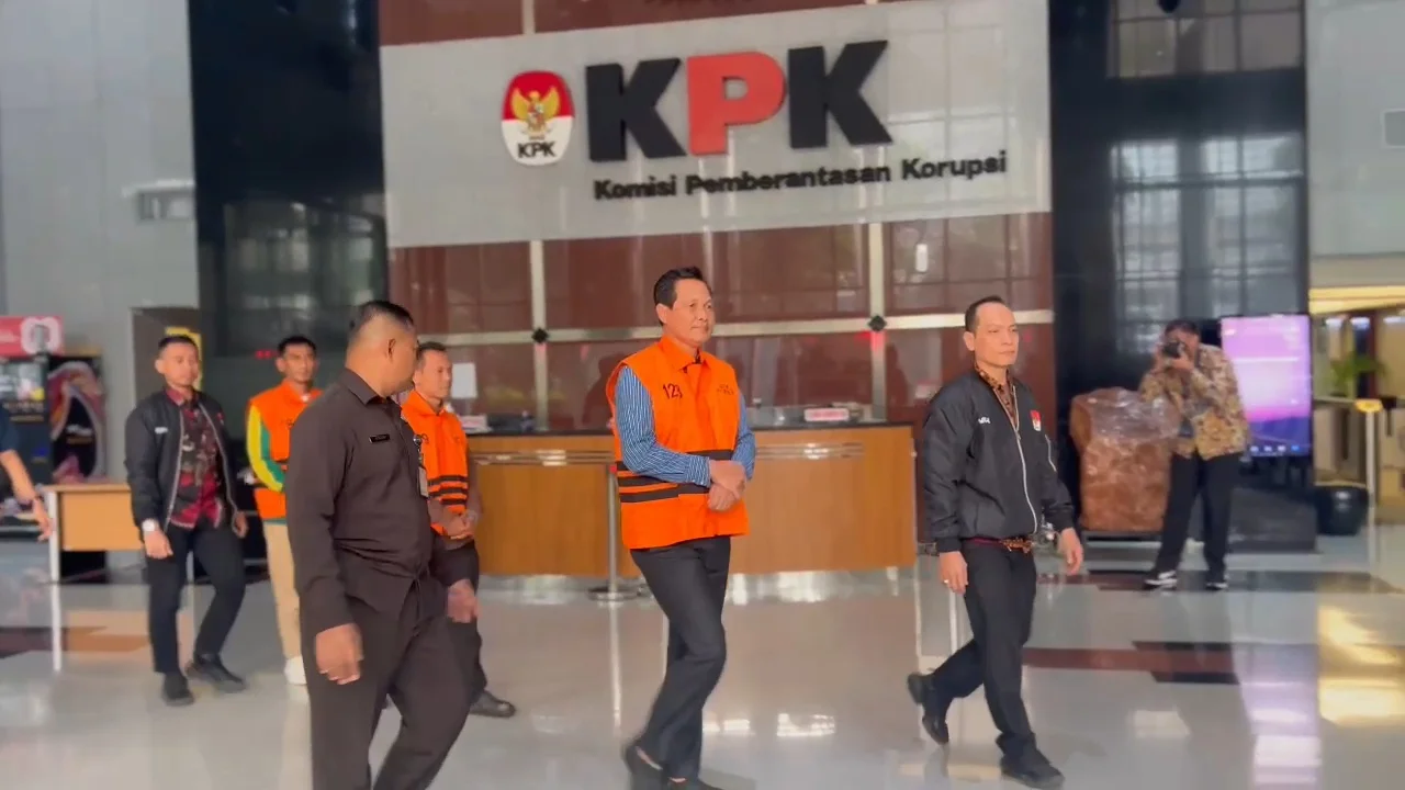 KPK Geledah Sejumlah Lokasi di Muara Enim, Sita Dokumen Terkait Suap Pengadaan Smart Board