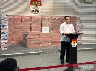 KPK Ungkap Fakta Baru: Penjelasan KPK soal Foto Uang Diduga di Rumah Silmy Karim