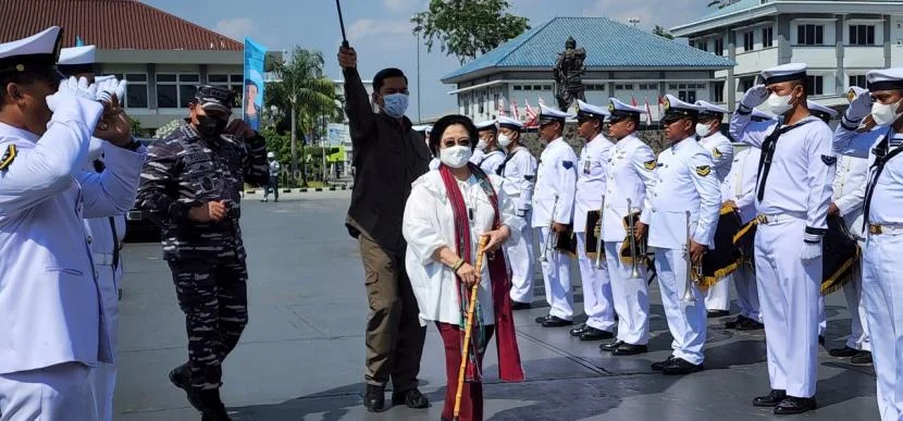 Megawati Soekarnoputri Gelar Napak Tilas dan Tunjukkan Kepedulian di Istana Gebang