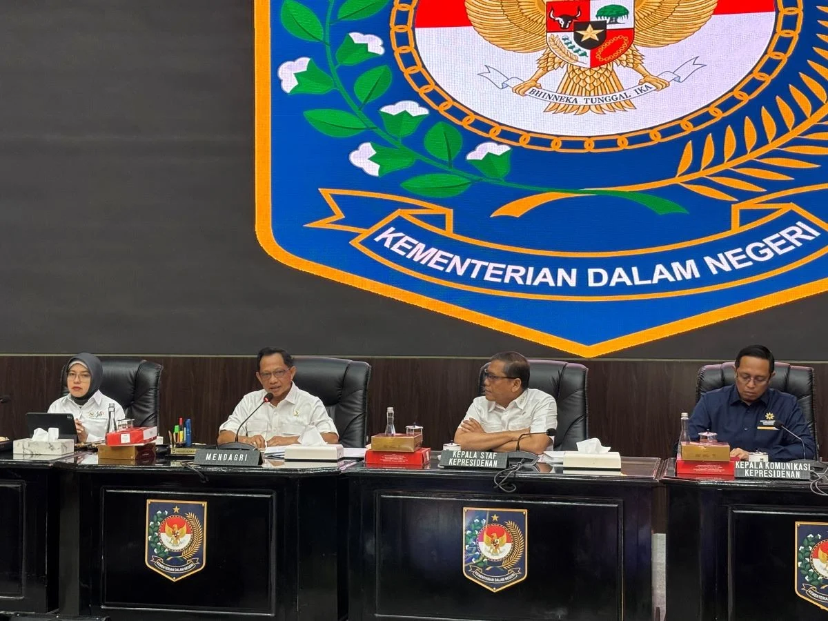 Mendagri Minta Kepala Daerah Tak Tambah Honorer Soroti Beban Belanja Pegawai LPP RRI