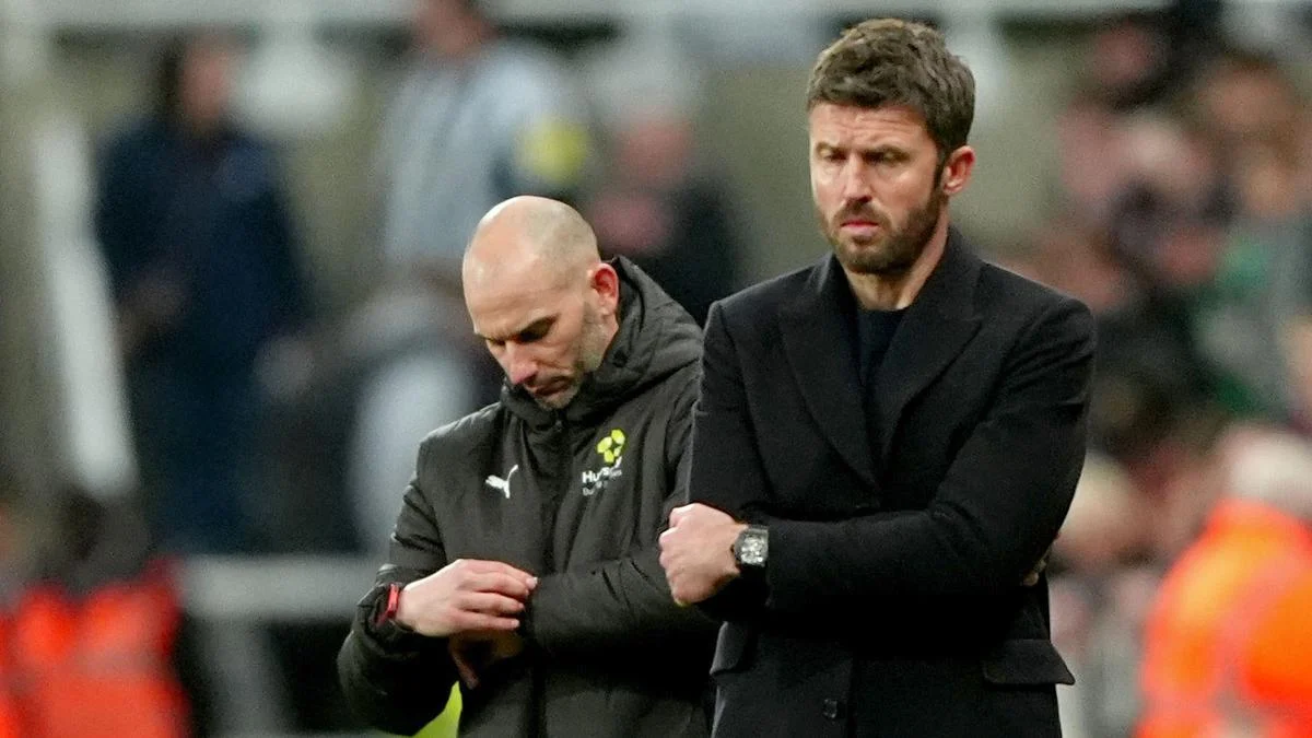 Michael Carrick Bersiap Sambut Musim Baru: Masa Depan Rashford dan Debut Gabriel