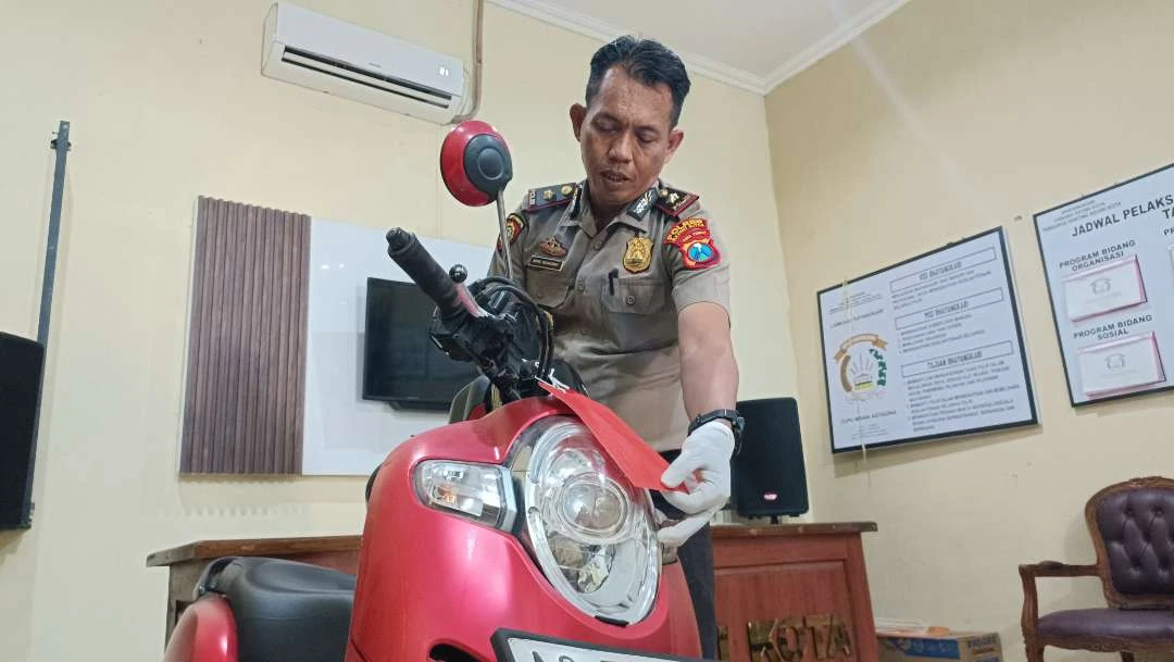 Modus Cari Kos Gunakan KTP Orang Lain, Pria Asal Jabar Bongkar Curanmor di Kediri: Analisis Modus Baru dan Implikasinya