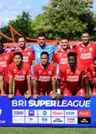 Nil Maizar Siapkan Formasi Kuat, Penjaga Gawang Semen Padang FC Siap Bersinar di Liga 2