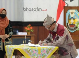 Pemkab Situbondo Buka Peluang Kerjasama Pengelolaan Pasir Putih LPP RRI untuk Tingkatkan PAD