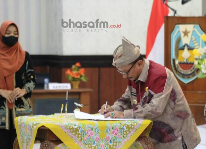 Pemkab Situbondo Buka Peluang Kerjasama Pengelolaan Pasir Putih LPP RRI untuk Tingkatkan PAD