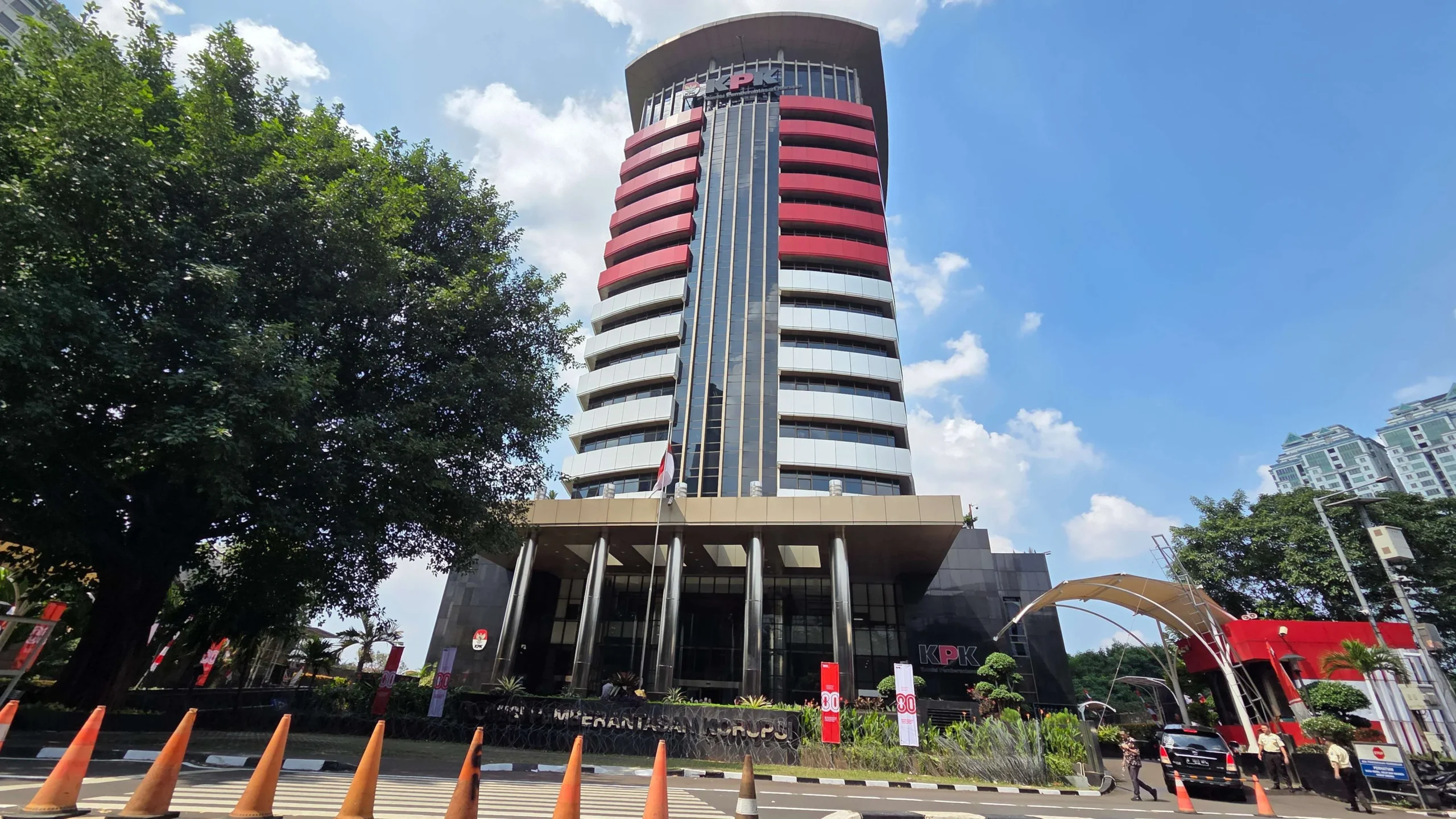 Penuhi Panggilan KPK, Iskandar Sitorus Tegaskan Kooperatif sebagai Saksi dan Minta Klarifikasi Dua Klaster Perkara DJBC