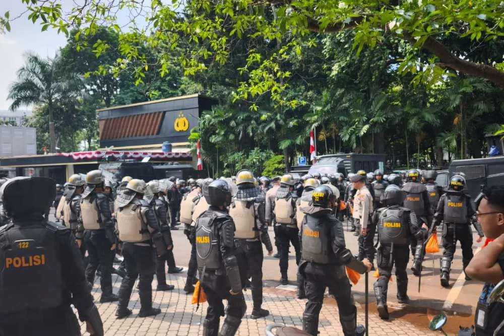 Polda Metro Jaya Kerahkan 6.088 Personel Amankan Aksi Mahasiswa Hari Ini