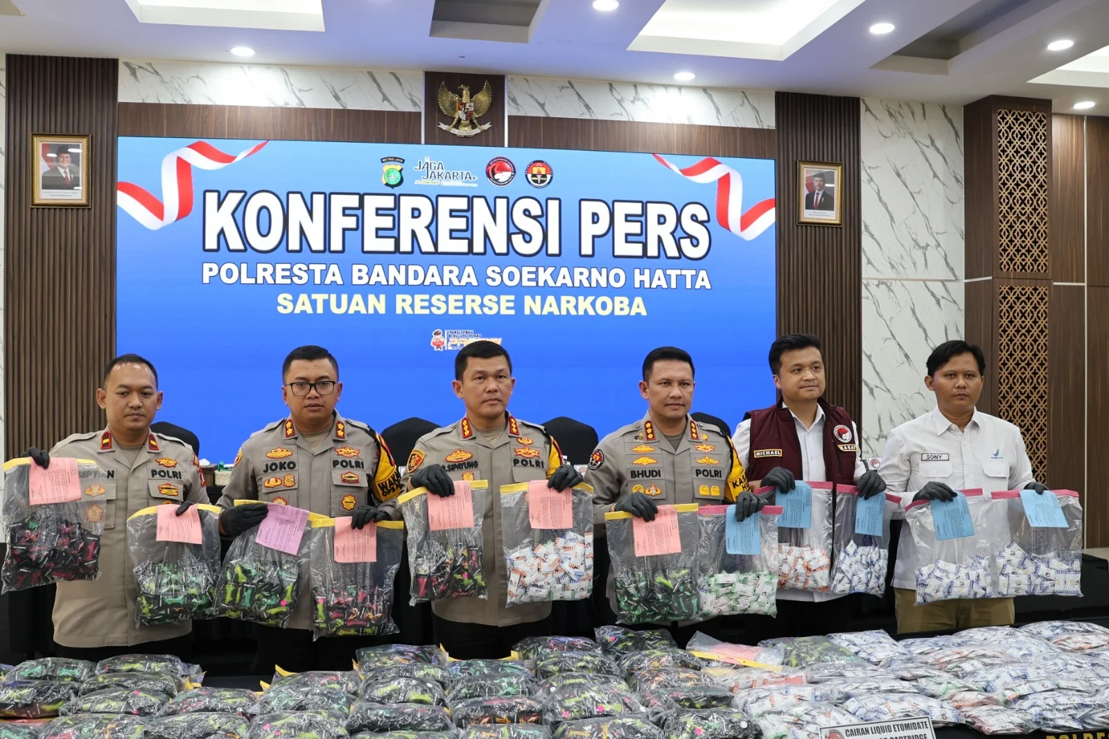 Polresta Bandara Soetta Bongkar Jaringan Narkoba Internasional: 10,8 Kg Ketamin Senilai Rp10,9 Miliar Disita