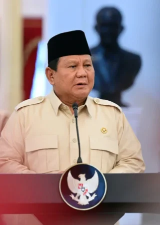 Presiden Prabowo Subianto Mengganti Kepala Badan Gizi Nasional