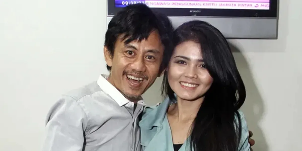 Pria Aneh Datangi Warung Alm. Epy Kusnandar, Karina Ranau Didorong hingga Jatuh, Viralkan dan Lapor ke Polisi