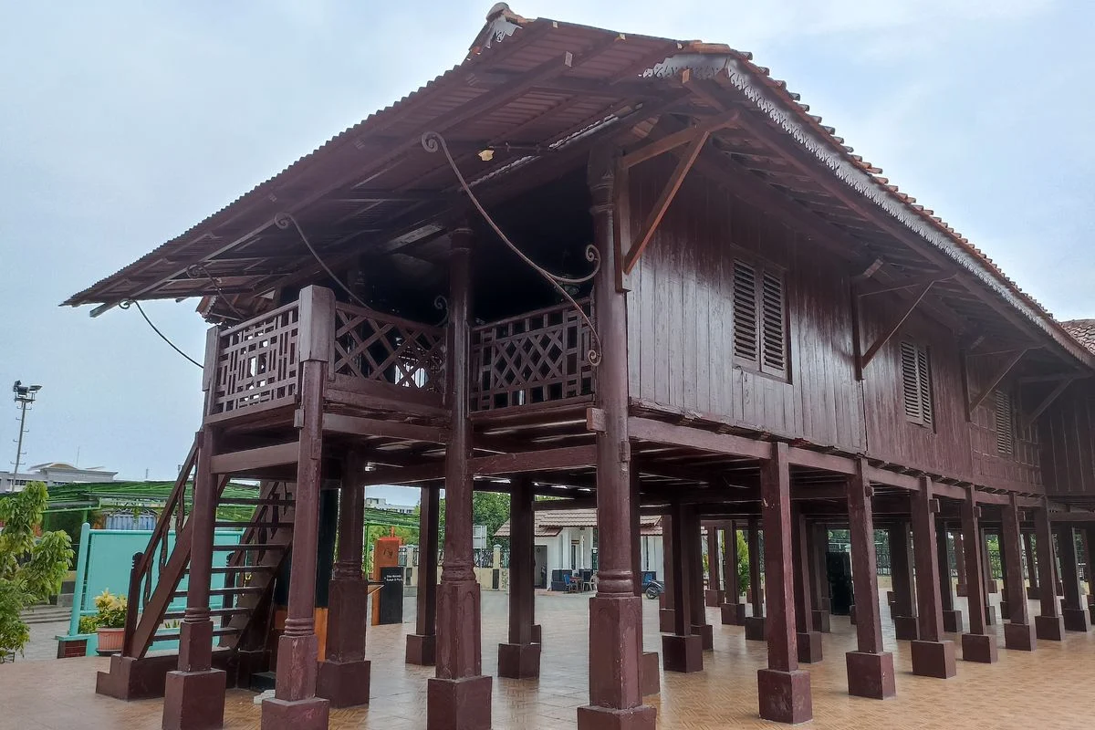 Rumah Si Pitung Marunda: Menjaga Legenda di Tengah Kepungan Banjir Rob
