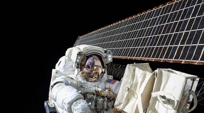 Scott Wray, Penyuka Luar Angkasa yang Pernah Membantu Astronot NASA
