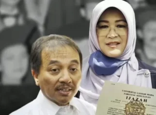 Sidang Cepat Usai Dokter Tifa dan Roy Suryo Ditahan, Rismon Sianipar Katakan Tak Ada Saksi Fakta