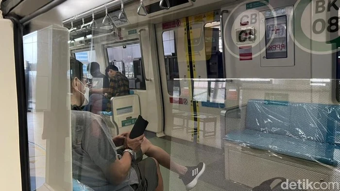 Uji Coba KLB LRT Jabodebek Angkut 2.192 Penumpang, Bukti Antusiasme Masyarakat