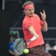 Zverev Kalahkan Mensik, Melaju ke Final Roland Garros 2026