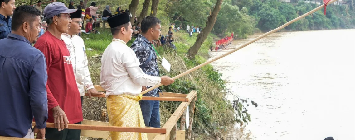 54 Jalur Ramaikan Pacu Jalur Benai, Bupati Tegaskan Komitmen Lestarikan Budaya