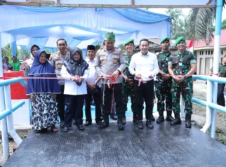 Afni Apresiasi Jembatan Presisi Permudah Akses Warga Merempan Hulu