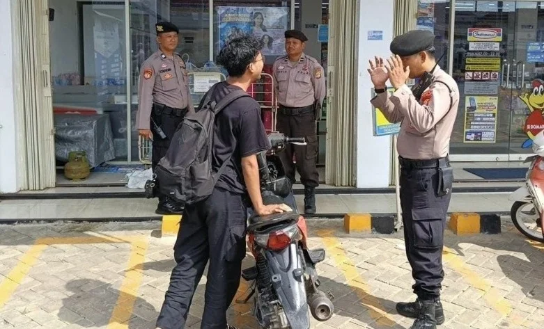 Antisipasi Aksi Kriminalitas, Personel Polres Metro Patroli Rawan Siang: Langkah Preventif untuk Keamanan Kota