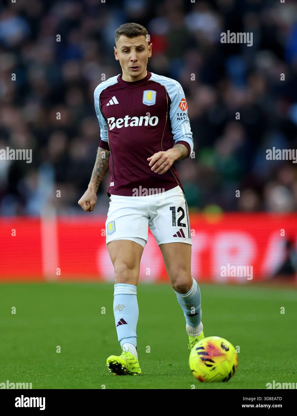 Aston Villa Siapkan Suksesor Lucas Digne, Pervis Estupinan Incaran Baru