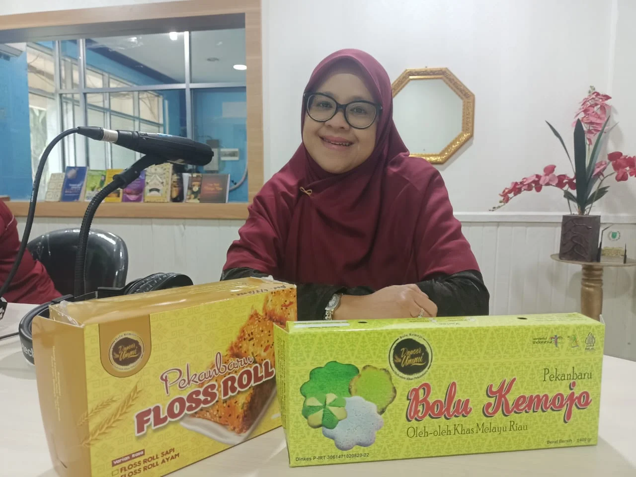 Bolu Kemojo Dapoer Ummi: Oleh-oleh Riau yang Lahir dari Peluang dan Inovasi