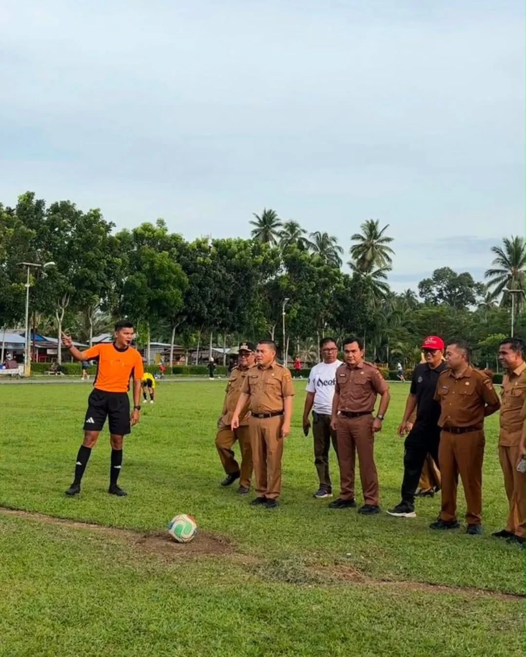 Bupati Cup II Agam Resmi Dibuka: Lebih dari Sekadar Turnamen Sepak Bola, Ini Strategi Pemda Bangun Kolaborasi dan Ekonomi Lokal