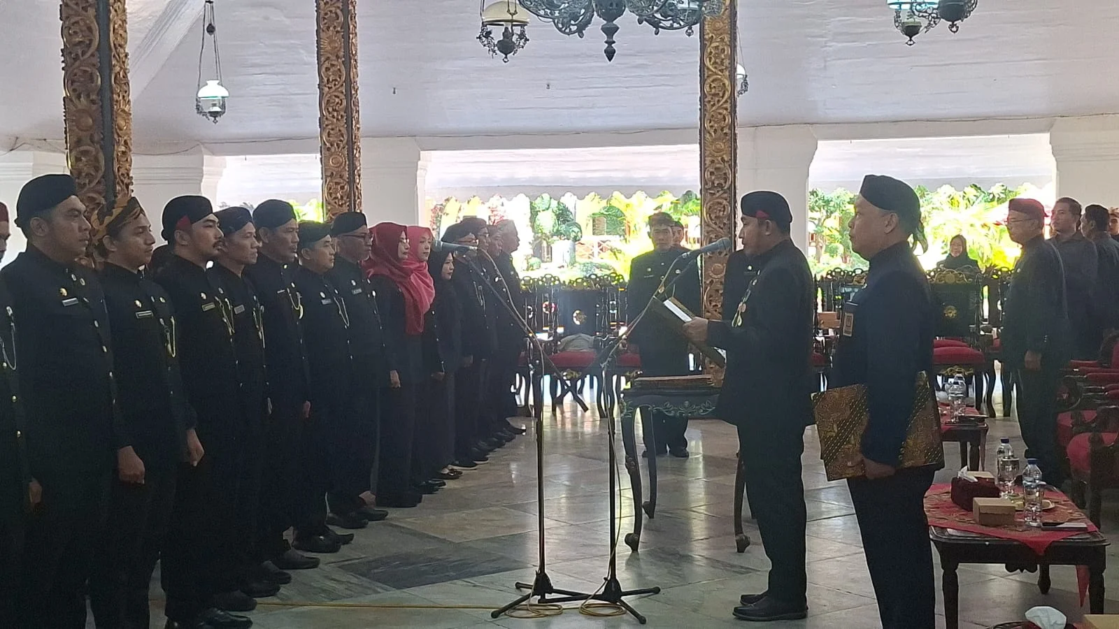 Bupati Sumenep Lantik 30 Pejabat: Tekankan Profesionalisme dan Pelayanan Publik