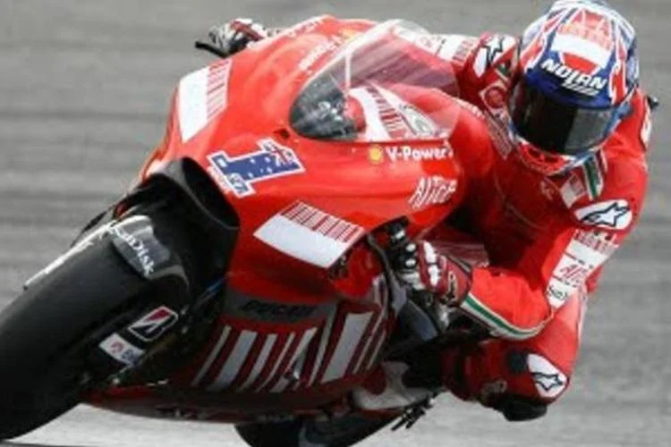 Casey Stoner Akhirnya Bebas dari Nyeri Kronis Setelah Operasi Tulang Belakang Sukses