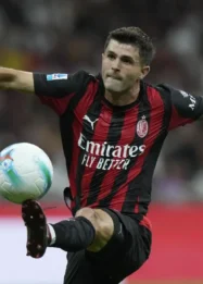 Cederanya Santiago Giménez Mengancam Masa Depannya di AC Milan di Bawah Ruben Amorim