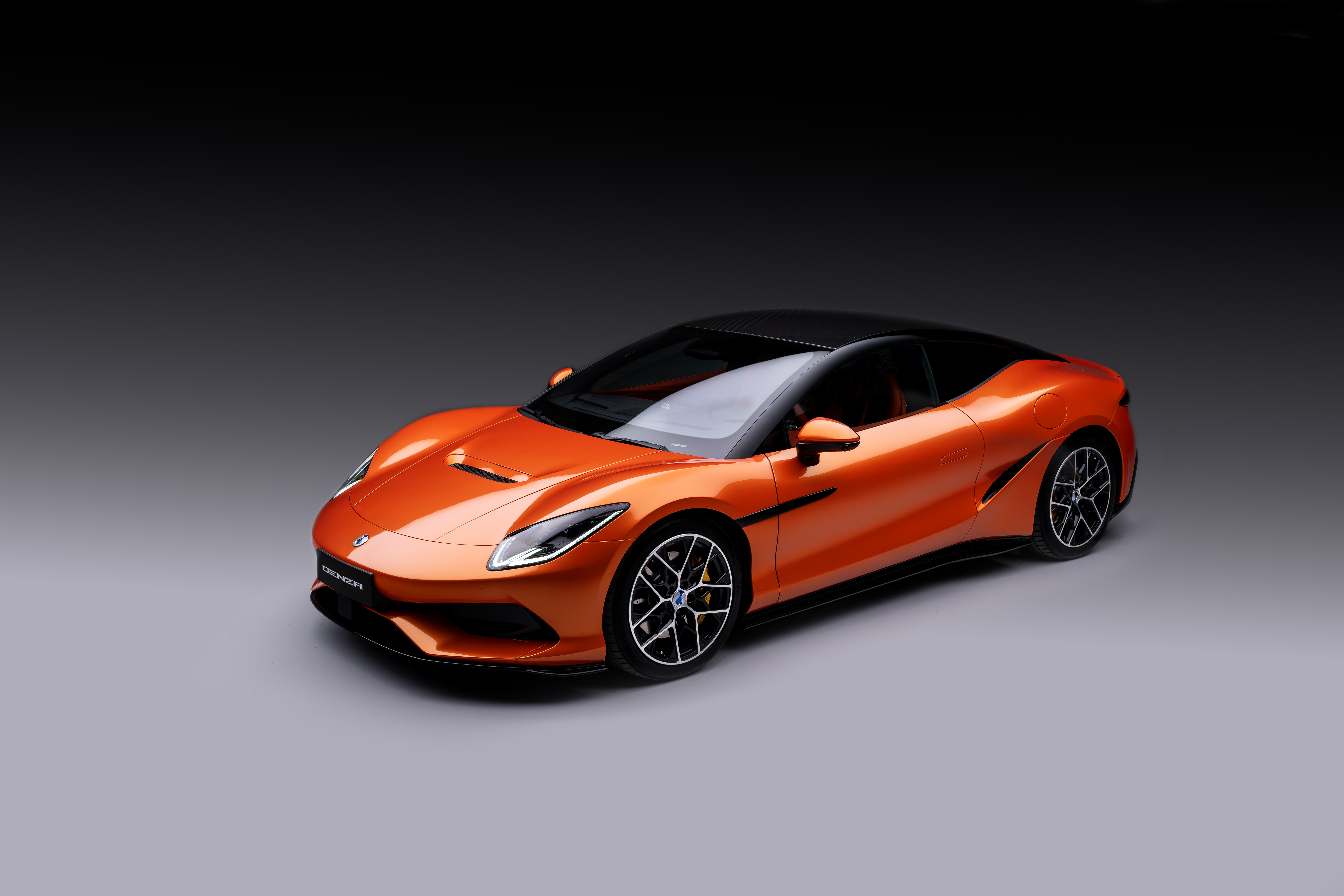 Denza Z Coupe Racing Siap Mengaspal, Pengiriman Dimulai Akhir 2026