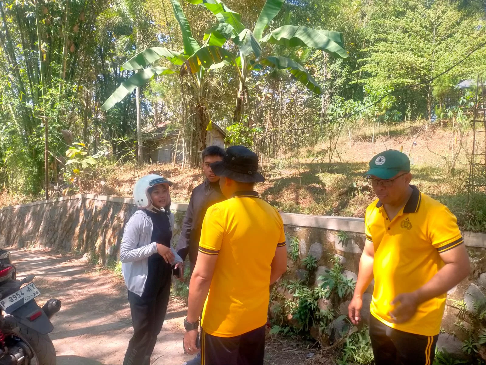 Dua Warga Tersesat di Puncak Mahadewa Curahdami Berhasil Dievakuasi: Kisah Sinergi dan Pelajaran Berharga