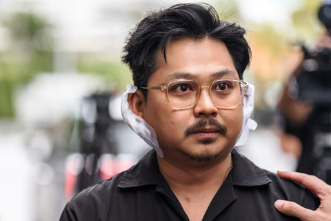 Duka di Bangkok: Kebakaran Bar Tewaskan 27 Orang, Keluarga Korban Menangis