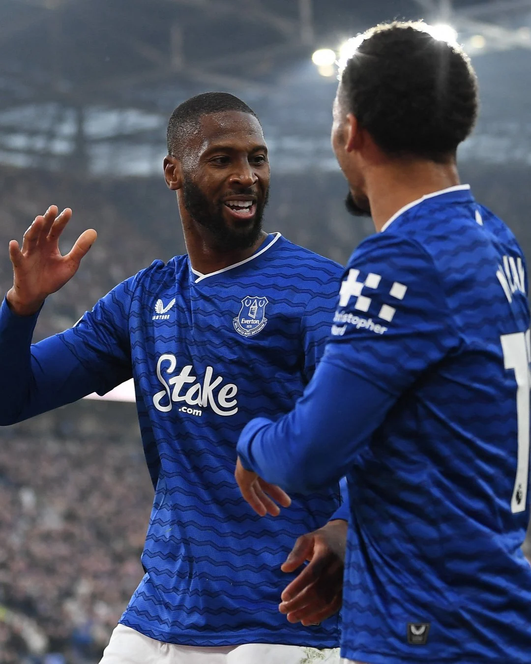 Everton Hajar Dundee 4-0: Beto dan Barry Berebut Posisi Nomor 9