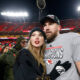 Gaun Tunangan Taylor Swift Seharga USD 320 Terjual Habis dalam Hitungan Menit: Fenomena Swiftonomics dan Dampaknya pada Industri Fashion
