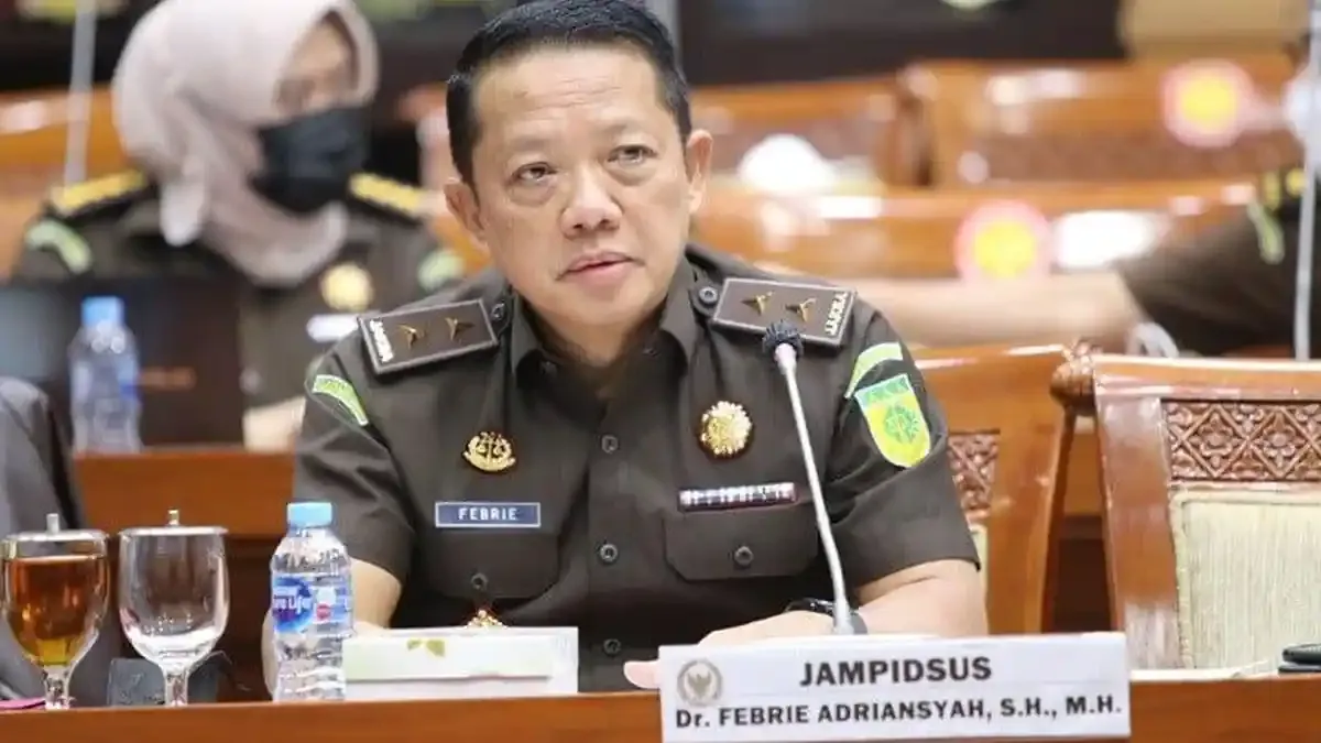 Geger Kejagung: Rumah Jampidsus Digeledah, Brankas Emas 74 Kg dan Miliaran Rupiah Ditemukan