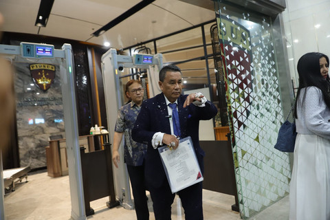 Hotman Febrie Diperiksa 18 Pertanyaan Kasus ASABRI, Kejagung Belum Tahan Eks Jampidsus