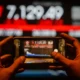 IHSG Diprediksi Melemah Lagi, Investor Cermati Data Inflasi RI