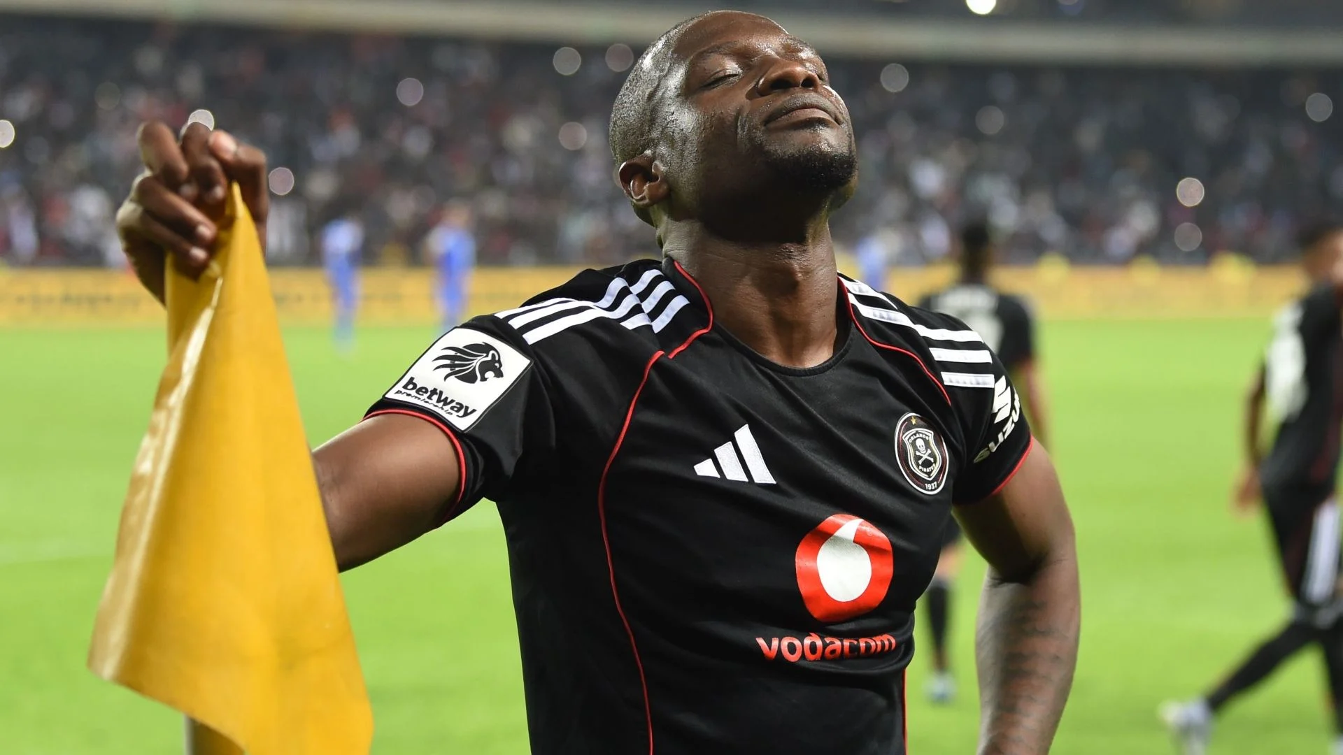 Ittihad FC vs Orlando Pirates: Uji Coba Sengit di Spanyol, Kiper Muda Debut