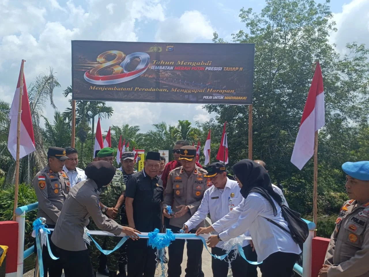 Jembatan Merah Putih Presisi Resmi Digunakan, Hubungkan Dua Desa di Bengkalis