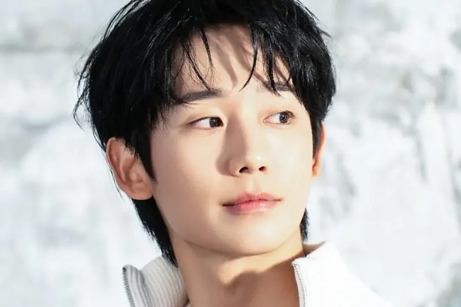 Jung Hae In Diincar Jadi Agen Properti Ambisius di Drama Baru tvN 2026: 'Lucky Seoul' Angkat Kritik Sosial Lewat Kisah Balas Dendam Properti