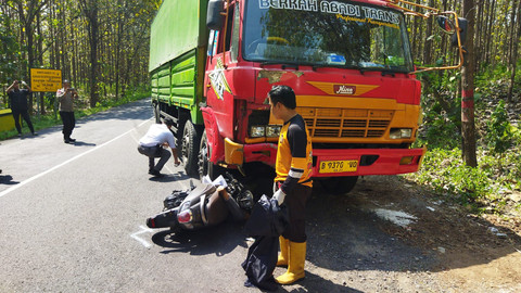 Kecelakaan Maut di Alas Kemlagi Mojokerto: Truk Tabrak Mahasiswi hingga Tewas, Ini Kronologi dan Fakta di Baliknya