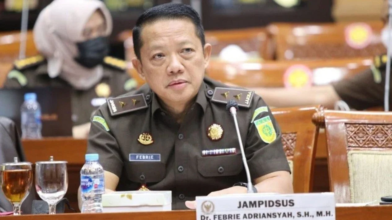 Kejagung Tersangka: Mantan Jampidsus Febrie Adriansyah Resmi Tersangka Korupsi dan TPPU