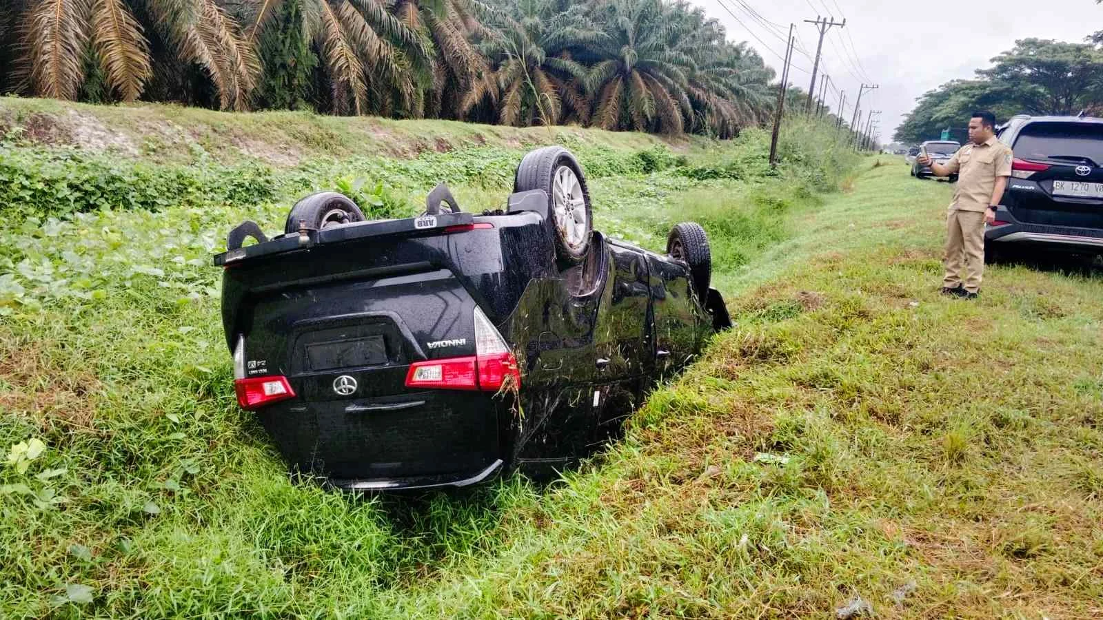 Kendaraan Dinas di Indonesia: Antara Penghargaan, Hilang Jejak, dan Risiko Kecelakaan