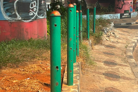Komplotan Rayap Besi Beraksi: Polisi Tangkap Satu Pelaku Pencurian Pagar Besi Flyover Kampung Melayu