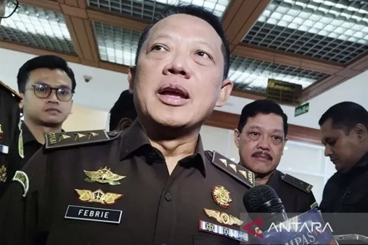 Kontroversi Penetapan Tersangka Febrie Adriansyah: Jaksa Penyidik vs Hotman Paris
