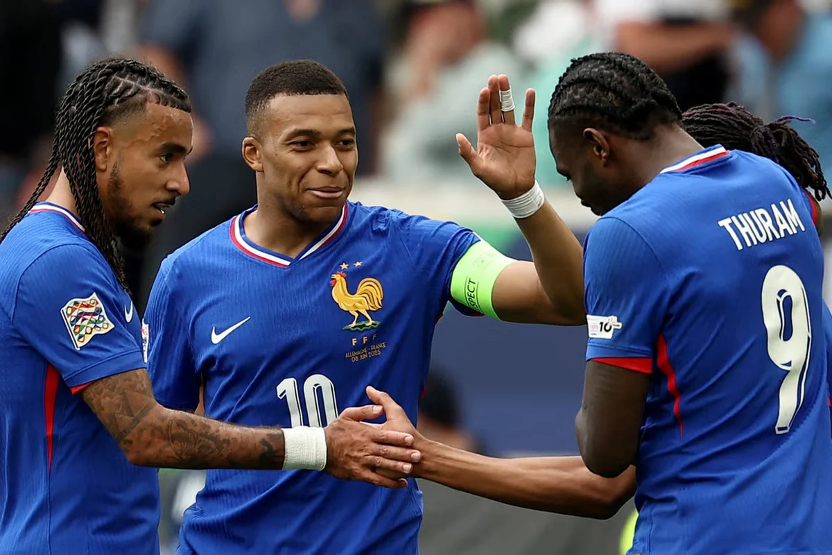 Kylian Mbappe Cedera Usai Dilanggar Issa Diop, Prancis Lolos ke Semifinal Piala Dunia 2026